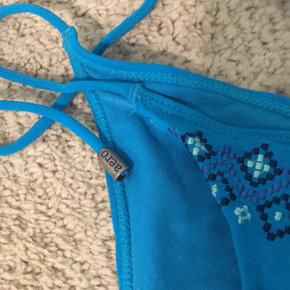 Blue bikini - Picture 3 of 5